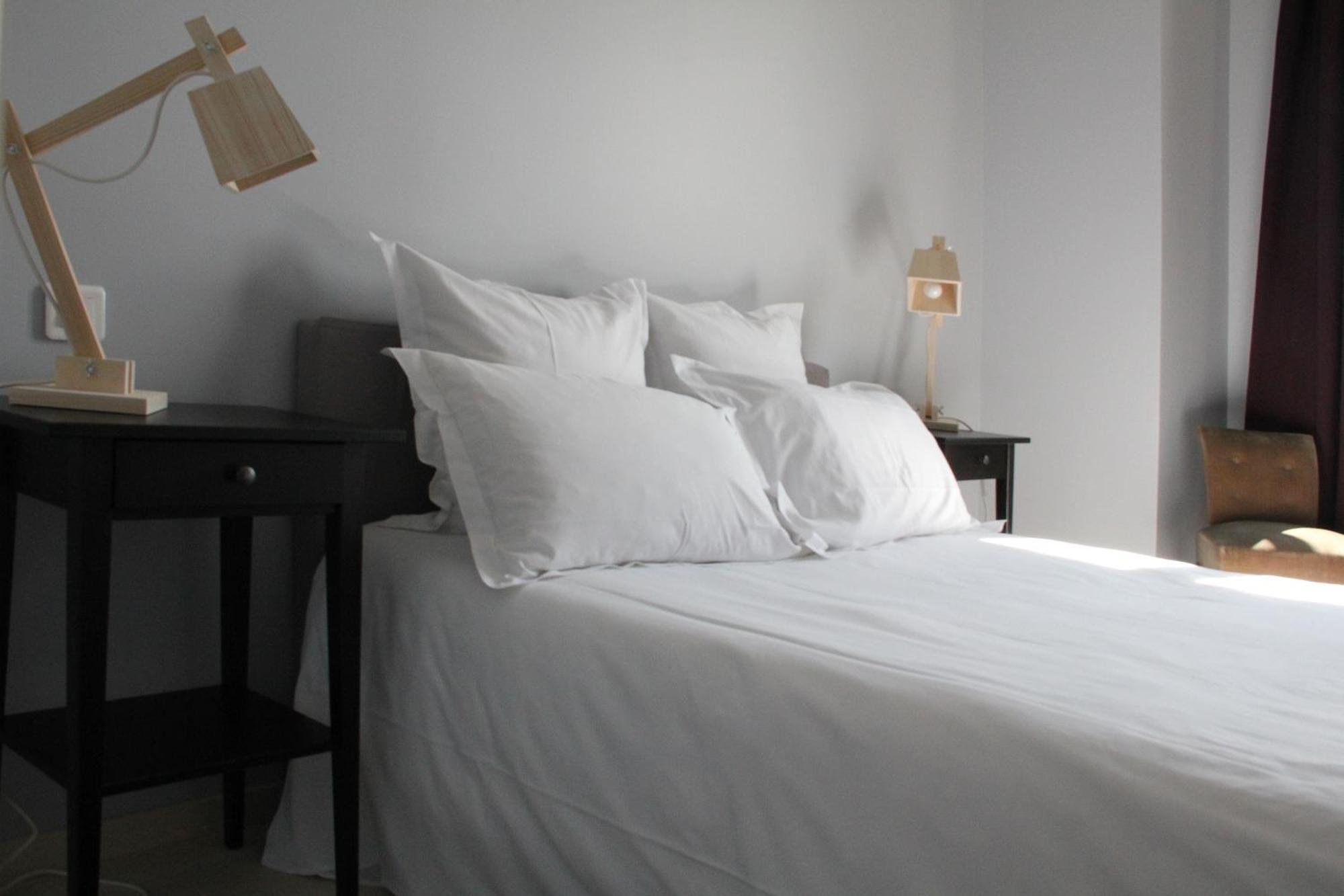Hotel Courtille De Solutre Eksteriør bilde